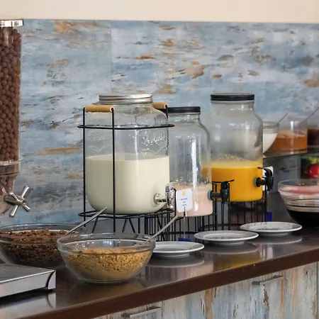 Mpm Astoria 4* סאני ביץ'