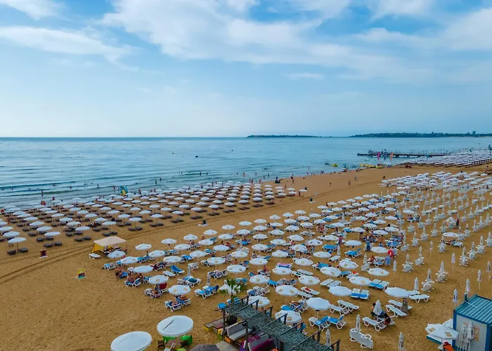 Mpm Astoria Hotel 4*